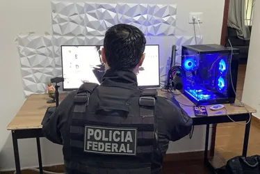 
			
				Operação da PF cumpre mandados contra abusadores sexuais em AL
			
			
