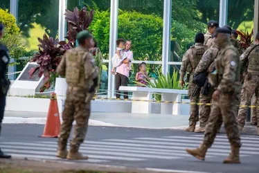 
			
				“Ouvimos um barulho lá de cima”, diz servidora do Ministério de Desenvolvimento Social
			
			