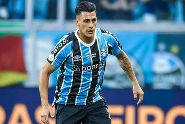 
			
				Pavón é encaminhado para delegacia por cuspir em policial após eliminação do Grêmio para o CSA
			
			