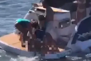 
			
				Comunidade presta homenagem à criança vítima de acidente com embarcação na Praia do Gunga
			
			