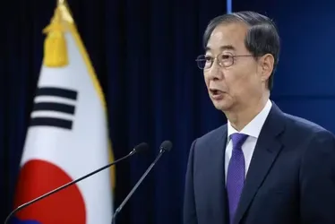 
			
				Presidente interino da Coreia do Sul renuncia ao cargo e deve concorrer à eleição
			
			