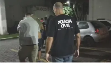 
			
				Quadrilha que planejava atuar no show de Lady Gaga é presa
			
			
