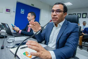 
			
				Secretário de Governo diz que "não há planos para privatizar a Casal"
			
			