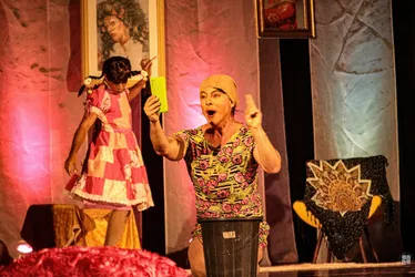 
			
				Teatro Solidário: Três Décadas de Cultura e Cidadania no Palco Alagoano
			
			