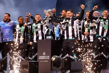 
			
				Título do Tottenham é mais um dos longos jejuns quebrados
			
			