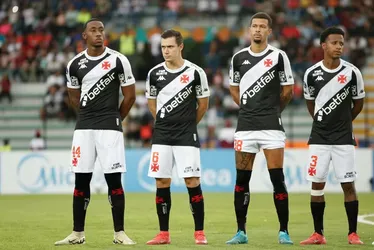 
			
				Análise: Vasco passa vergonha em goleada com culpados da presidência ao gramado
			
			