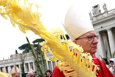 
			
				Vaticano nega doença em Pietro Parolin, um dos favoritos do conclave
			
			
