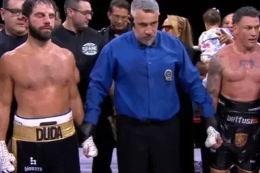 
			
				Veja foto do Duda Nagle após derrota no boxe para Popó
			
			