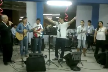 
			
				Veja vídeo do papa Leão XIV cantando Feliz Navidad no Peru
			
			