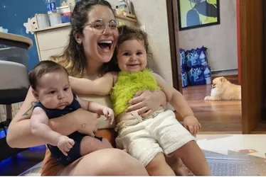 
			
				Viih Tube cancela agenda após ser diagnosticada com doença contagiosa
			
			