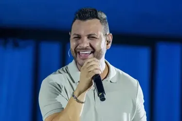 
			
				Vocalista da banda Desejo de Menina é preso após show em João Pessoa
			
			