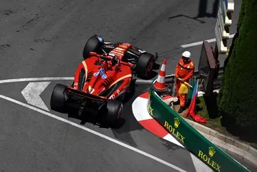 
			
				Melhor sábado da F1 terá duelo de Verstappen com as McLarens
			
			