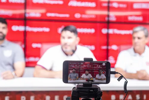 
				A verdade da Série B só aparece depois da 10ª rodada
			
			