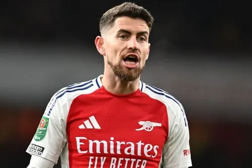 
				Acordo entre Flamengo e Jorginho está próximo; veja o cenário
			
			