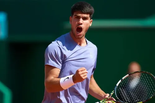 
				Alcaraz derrota Musetti e conquista Masters 1000 em Monte Carlo
			
			