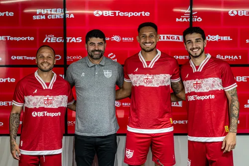 
				Ari Barros fala sobre contratações do CRB, com a janela fechando nesta sexta
			
			