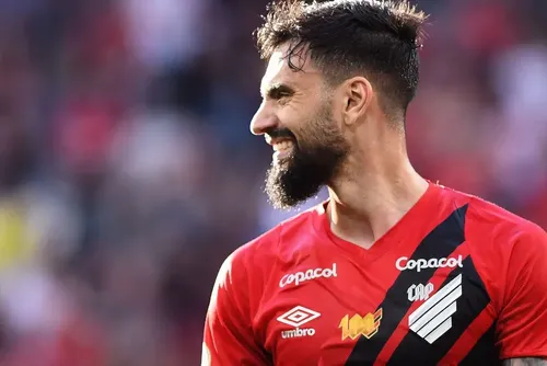 
				Botafogo confirma contratação de atacante uruguaio
			
			