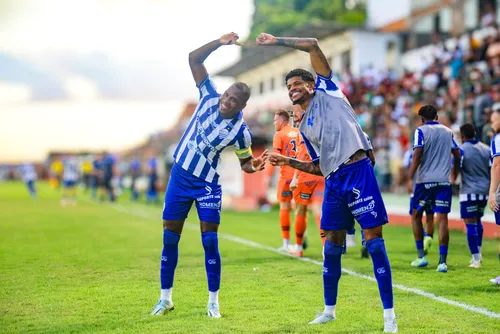 
				CSA vence CSE, por 1 a 0, e garante vaga na Copa do Brasil de 2026
			
			