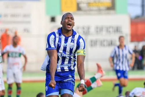
				CSA vence CSE, por 1 a 0, e garante vaga na Copa do Brasil de 2026
			
			