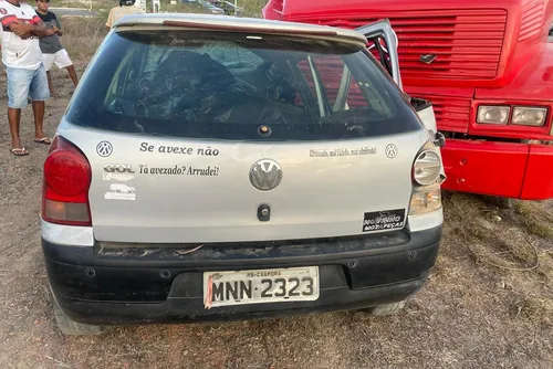 
				Colisão entre caminhão e carro deixa uma mulher morta na AL-220, em São José da Tapera
			
			