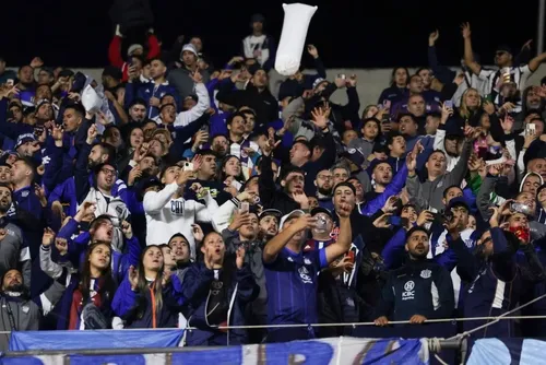 
				Conmebol investiga ato racista de torcedor do Talleres após jogo contra o São Paulo
			
			