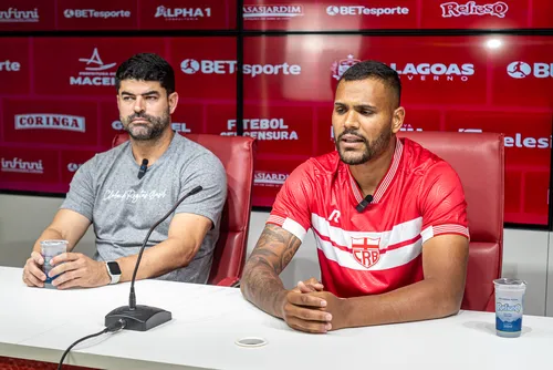 
				Contratado no início da temporada, Mikael comenta sobre jogar no CRB: "Estou motivado"
			
			