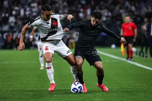 
				Corinthians vence o Vasco e conquista primeiro triunfo no Brasileirão
			
			