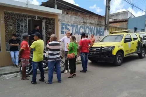 
				Empresário é encontrado morto dentro de casa em São Miguel dos Campos
			
			