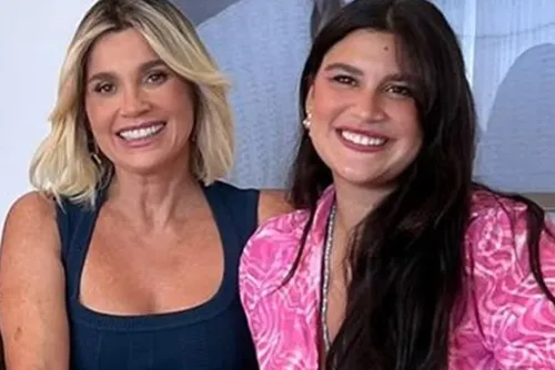 
				Filha de Flávia Alessandra revela ida ao "puteiro" com os avós
			
			