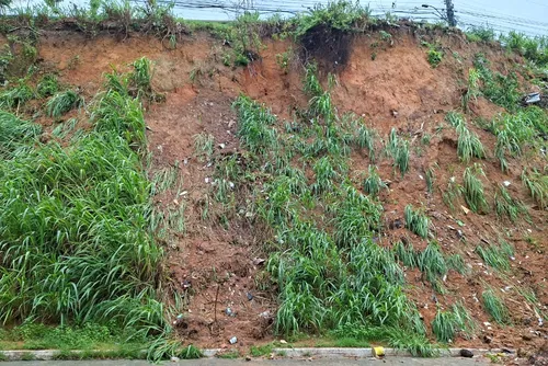 
				Fortes temporais deixam AL em alerta; veja novas fotos e vídeos!
			
			