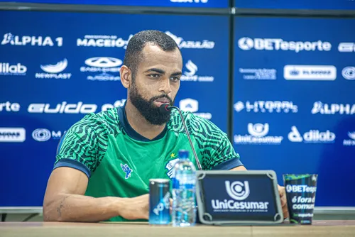 
				Goleiro do CSA, Gabriel Felix fala sobre 'virada de chave' do time: "Estamos confiantes"
			
			