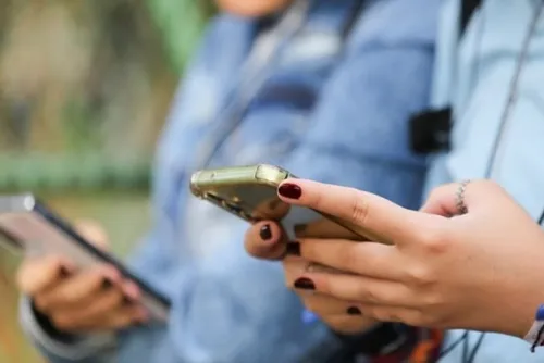 
				Governo inicia envio de notificações para celulares roubados
			
			