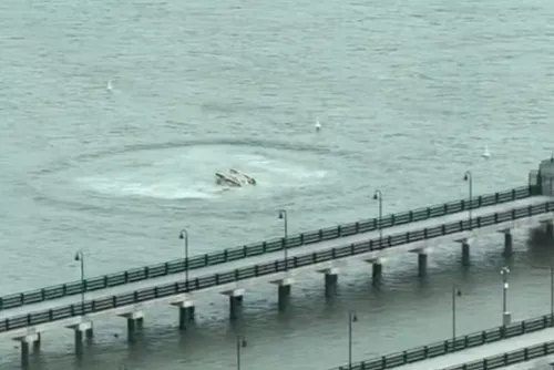
				Helicóptero cai no rio Hudson, em Nova York; há mortos
			
			