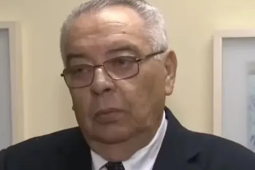 
				Justiça mantém preso pediatra acusado de estupro: 'Sorvete e cerveja'
			
			