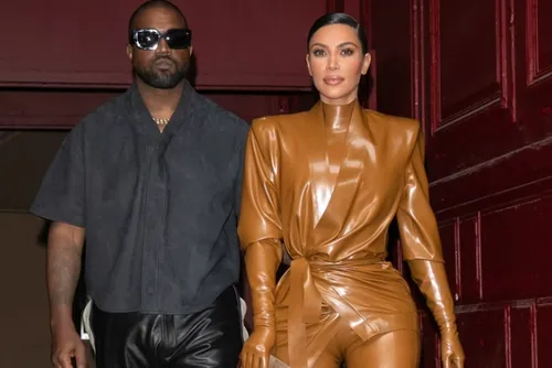 
				Kanye West diz que se arrepende de ter engravidado Kim Kardashian
			
			