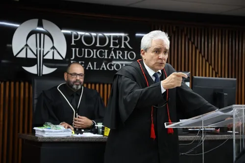 
				Morte de Elizabete: MP de AL busca endurecer pena de Evanderson Seixas
			
			