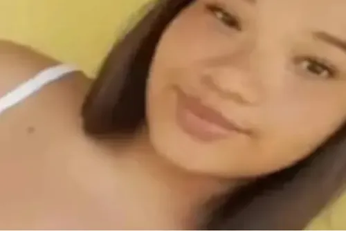 
				Manifestantes bloqueiam rodovia para cobrar respostas sobre sumiço de adolescente de 15 anos
			
			