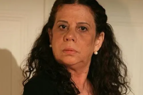 
				Maria Gladys diz que aposentadoria sumiu de conta controlada por filha
			
			