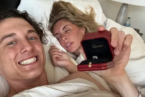 
				Modelo que fez sexo com mil homens é pedida em casamento por rapper
			
			
