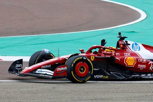 
				Mudanças em suspensão e assoalho: Ferrari faz atualizações até Miami
			
			