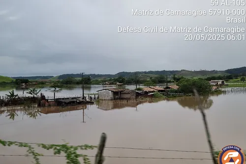 
				Fortes temporais deixam AL em alerta; veja novas fotos e vídeos!
			
			