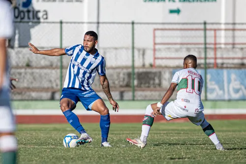 
				Novo reforço, Felipe Albuquerque exalta oportunidade no CSA
			
			