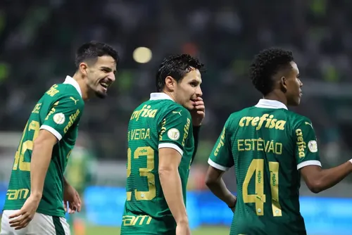 
				Palmeiras perde titular para estreia na Libertadores
			
			