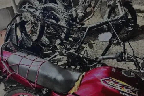 
				Pelopes desmonta desmanche e recupera motos roubadas em Arapiraca
			
			