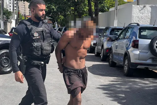 
				Polícia prende casal suspeito de arrombar loja de acessórios femininos na Ponta Verde
			
			