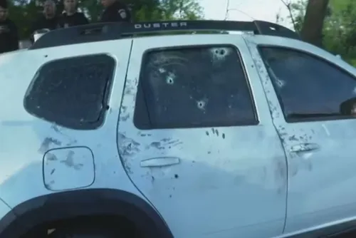 
				Policial militar é morto a tiros no Rio; carro fica cravejado de balas
			
			