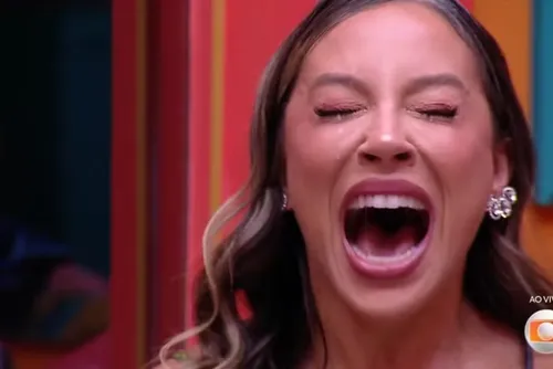 
				Renata é a vencedora do Big Brother 2025
			
			