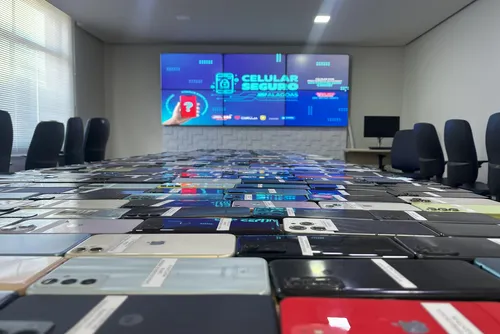 
				Você já teve o celular roubado em Alagoas? Veja onde recuperá-lo!
			
			