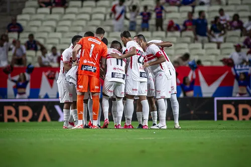 
				Umberto Louzer lamenta pontos perdidos pelo CRB em jogos decisivos da Copa NE
			
			