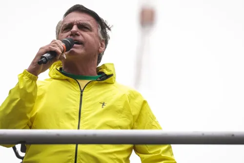 
				Vídeo: médico diz que Bolsonaro “não tem condições de alta”
			
			